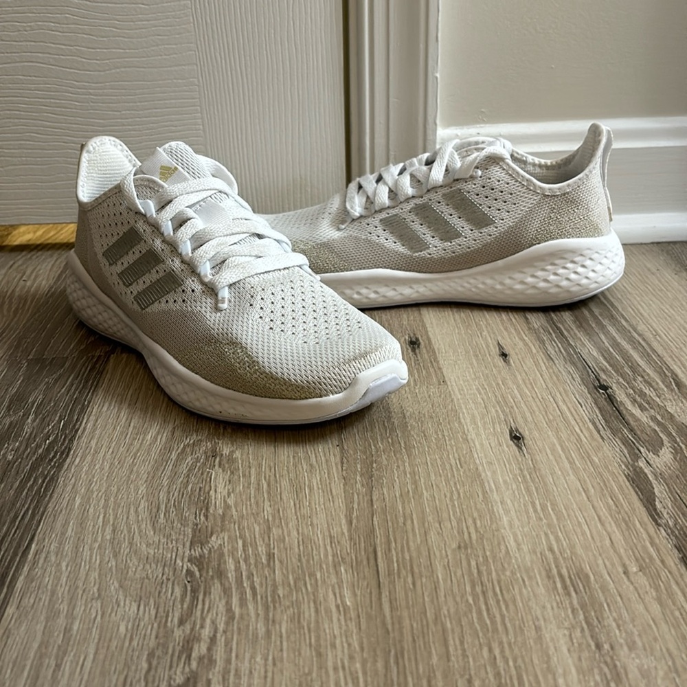 Adidas Sneakers - Size 7.5 - worn once
